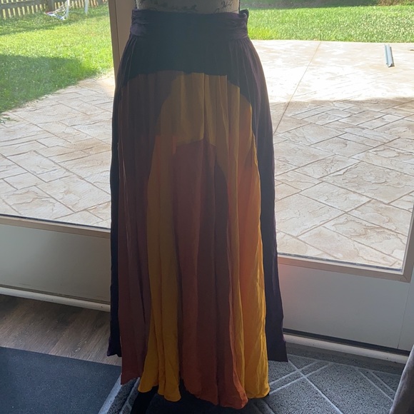 ZARA NWT LONG HIGH WAIST FLOWING SKIRT size small - Picture 7 of 8